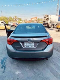 كورلا موديل 2018 SE وارد امريكي ضررها جاملغ وبنيد بدون شواصي بدون دواخ...