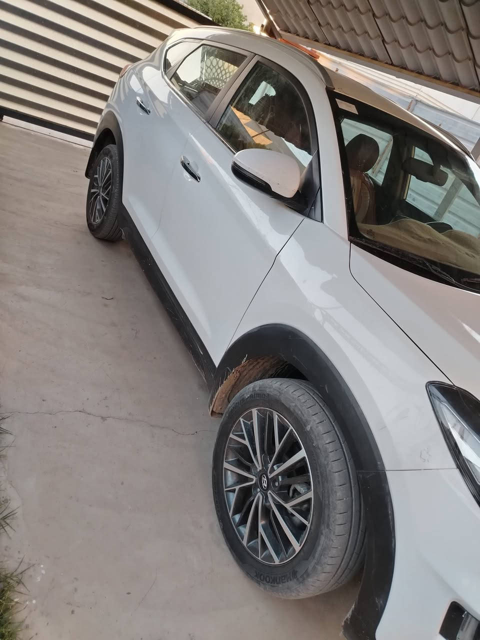 توسان 2019 خليجي فول عده بنورما بصمه مري شفط باتري جديد صدر جديد تايرات جديد السبير مال الشركه بعده ما نازل سياره جاهزه بيها قطعتين صبغ بنيد+دعاميه والباقي بلادي مكاني بغداد تاجي السعر 160 وبيها مجال بيع مستعجل اتصل وتدلل ***********
