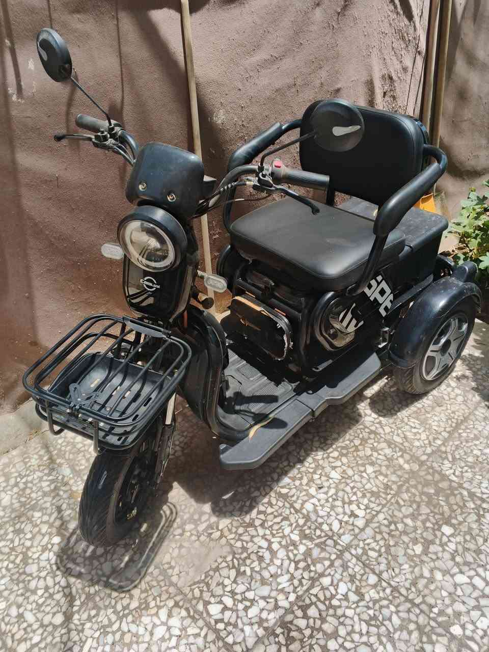 بايسكل شحن نظيف للبيع سعر :، 750 بيه مجال بسيط مسيب حي معلمين ***********
