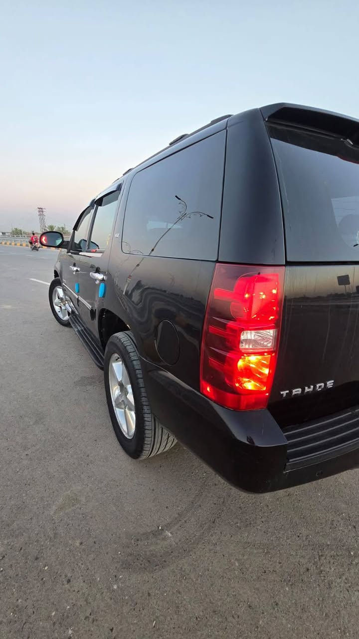 تاهو   Ltz موديل 2014 رقم بغداد بأسمي وارد أمريكي قطعتين صبغ فقط بدون دواخل سياره جديده وجاهزه من كلشي فول مواصفات عده الفتحه داخل جلد بصمه كشن كهرباء السياره جديده مابيه نقص برغي تبريد تخم تاير حداديه كله جديد ترايك وين ميعجبك مكان السياره حله حي الزهراء السعر 178 رقم الهاتف ***********
