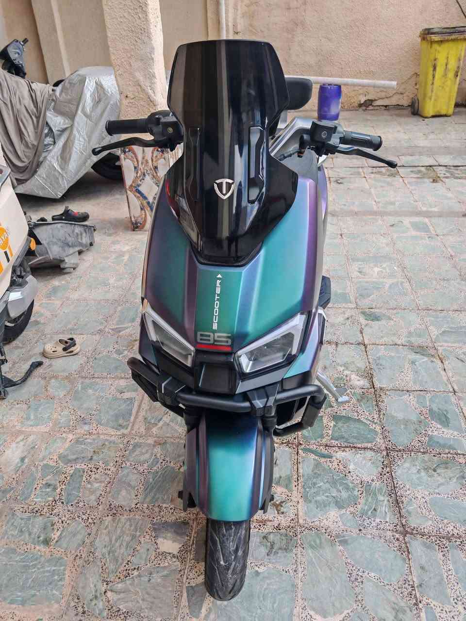 السلام عليكم دراجه شحن ريان للبيع ساعقه ماشيه 800 نظافتها فول سعرها 1,050 وبيها مجال سعر الجديد 1,400 ست بطاريات حجم الكبير مسطره عنوان بغداد الشعب شارع الجزيره استفسار على هذا الرقم ***********
