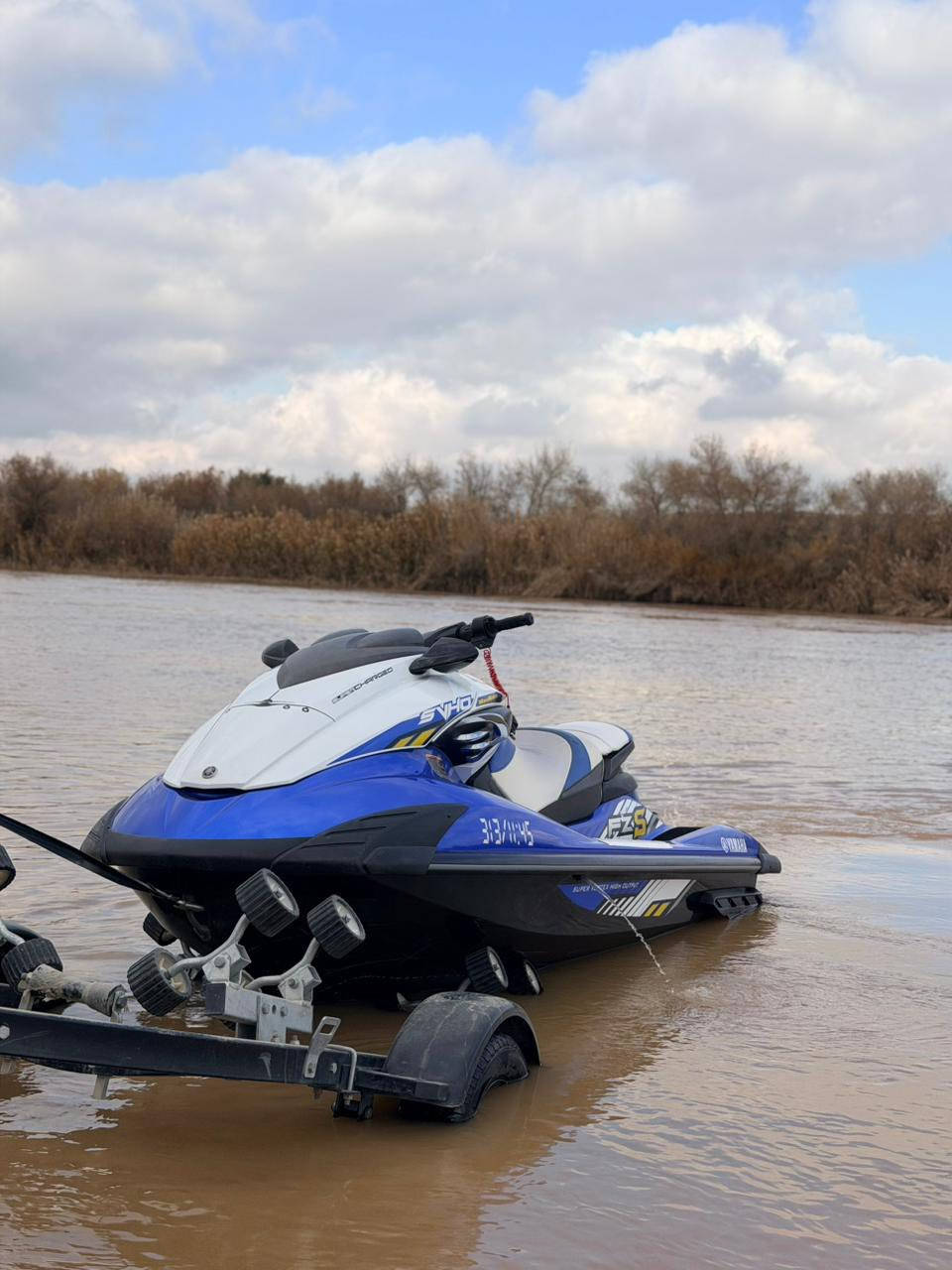 السلام عليكم جت سكي 2016 FZ
مشتغل 120ساعة 
مكفول المحرك 
السعر 130 
الرقم ***********
