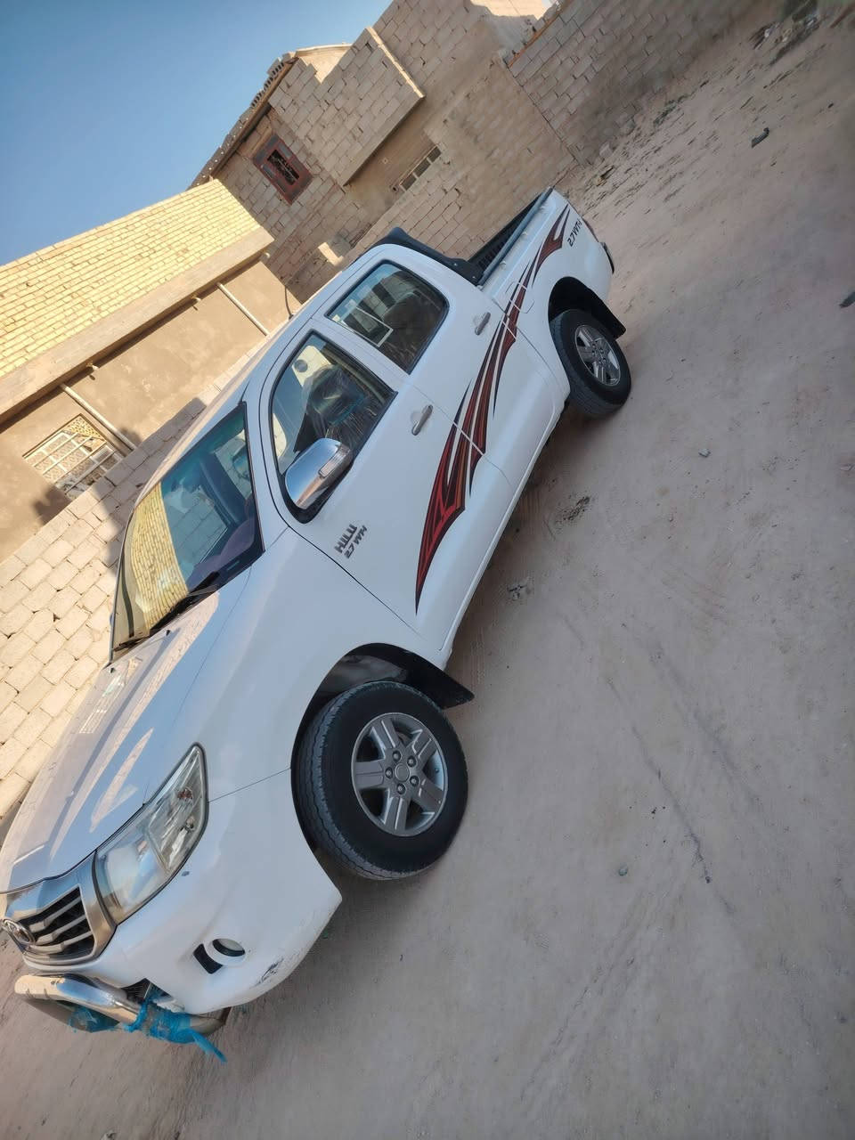 البيع فلاونزه كير عادي 14 مكفوله شرط الفحص ابيه شويه  صبقه اثر شخط. فقط والباقي كله كفاله وضع شركه ماشيه 250 رقم قادسيه تحويل مبشاشر تخم تاير حداديه تبريد شرط وضع شركه سعر 178وبيه مجال بصيط فقط مكاني طريق نجف كربلاء عله شارع العام عمود 509 *********** شرط اذ شي قير قير سونار تجي وتعاتبني
