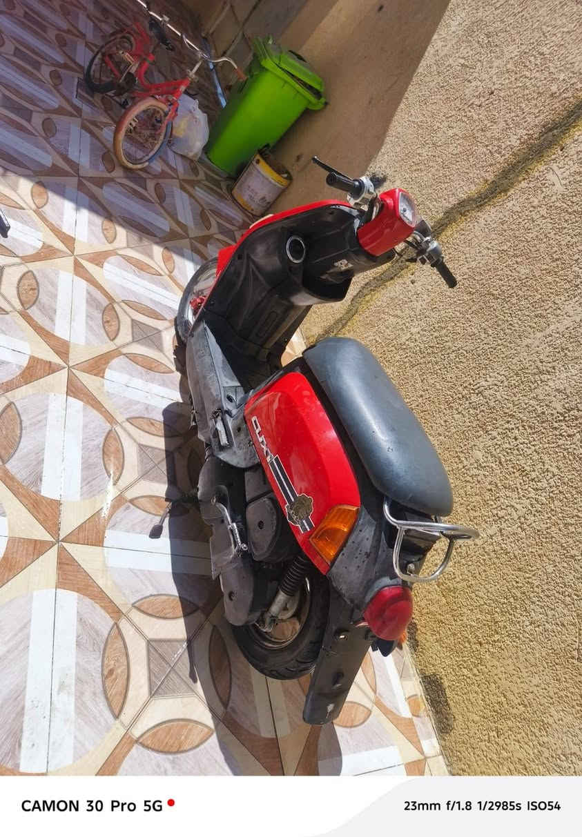 بوليسي للبيع مبدل بس ولفات مكينه ناعمه مستعجل عله بيعتها والشراي يجي خاص مكاني بصره  أبو الخصيب حمدان رقم الهاتف***********
