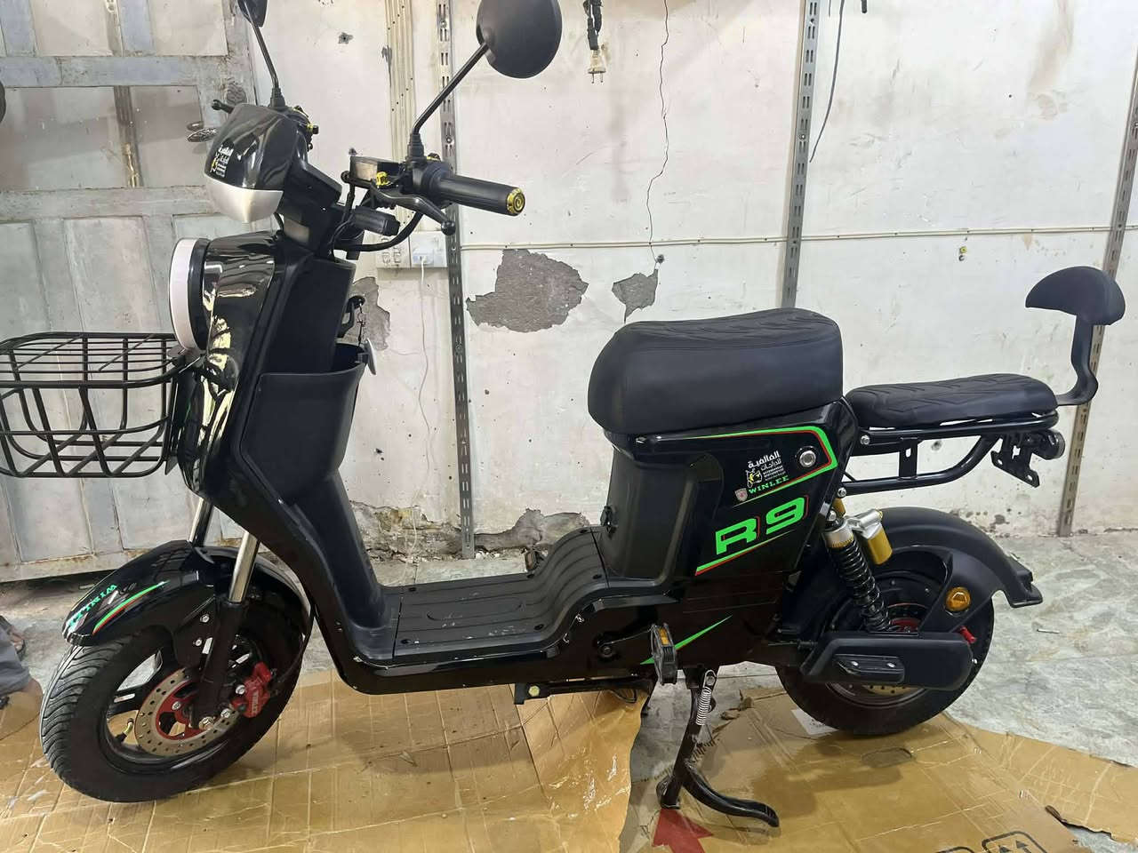 سلام عليكم 
 يتوفر لدينا جميع انواع الدراجات الشحن 
مستخدم وجديد 
نتعامل بنضام القسط ولنقد  للاستفسار 
العنوان/واسط قضاء الزبيديه حي الجديده خلف مدرسة درع المستقبل 
ه‍/***********
