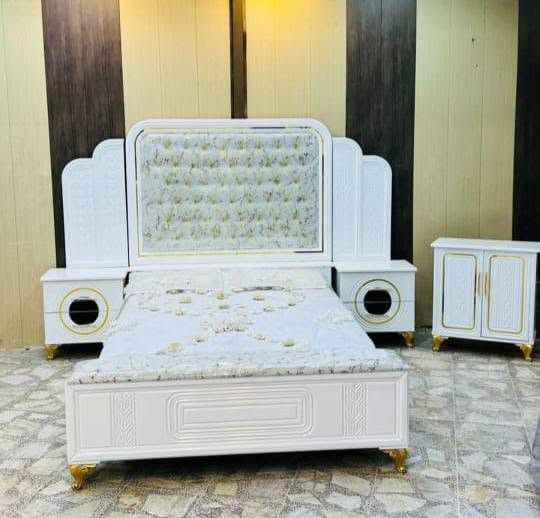 غرفه نضافه 99%
استعمال قليل خشب عراقي 9 قطع
استفسار واتصال علئ هذا رقم
***********

