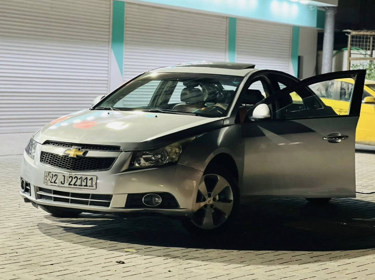 شفر كروز موديل 2010سياره LT فول مواصفات جداده توه شادتهه سنويه لل 27 مكينه بيه خيط تبخير توه بادي  رقم مميز مكان سياره بصره الزبير سعر 60 وبيه مجال ***********
