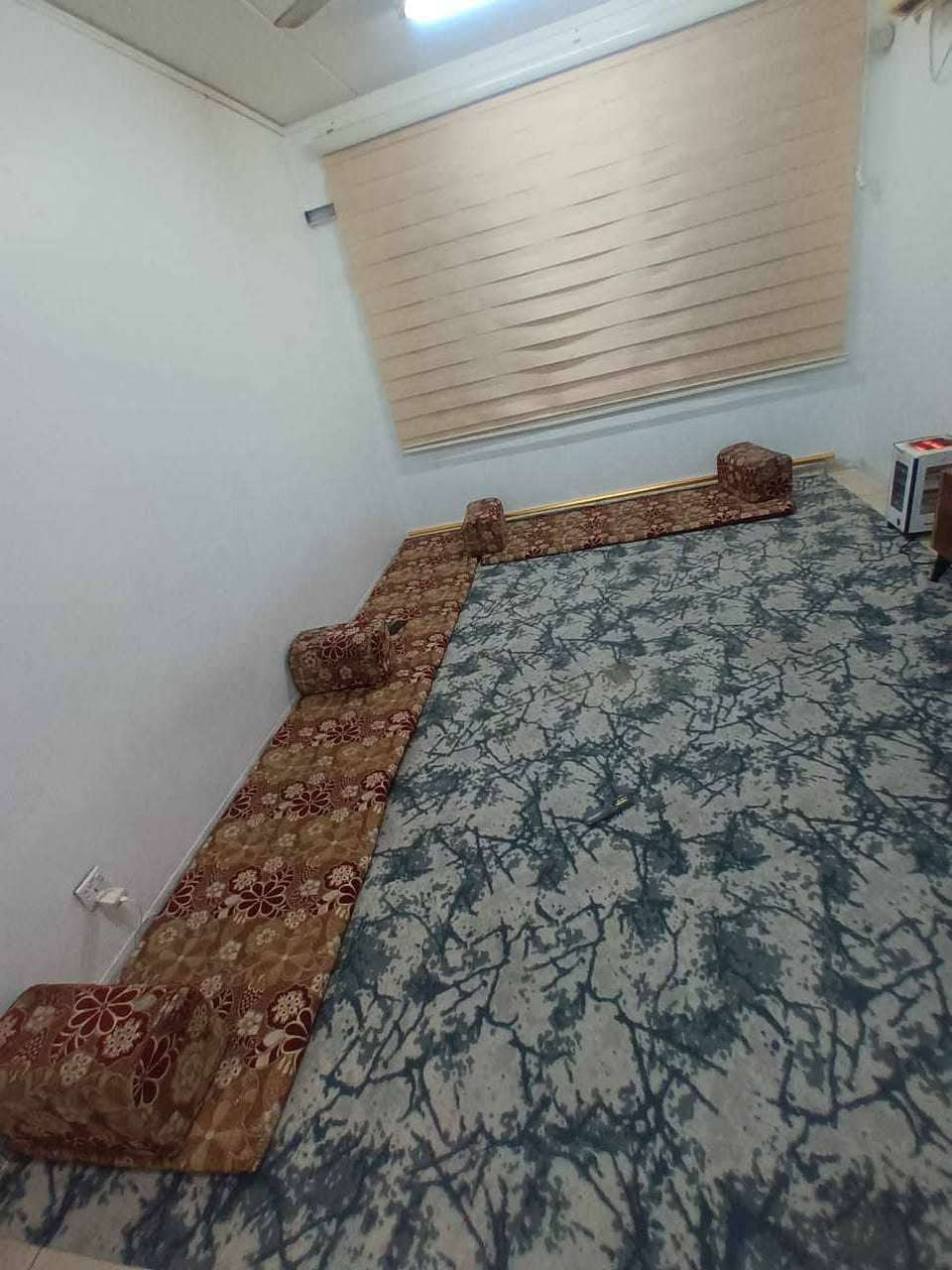 بيع مستعجل عنوان بسمايه ديون جربايه 50 
مندوبه لبيع الغرف المستخدام 
شعدكم للبيع راسلوني خاص 
بيع سريع بعموله بصيطه بعد البيع ✨🌹


**إذا كنت صاحب هذا الإعلان وتريد حذفه لأي سبب، رجاءا أرسل رسالة إلى الدعم الفني**