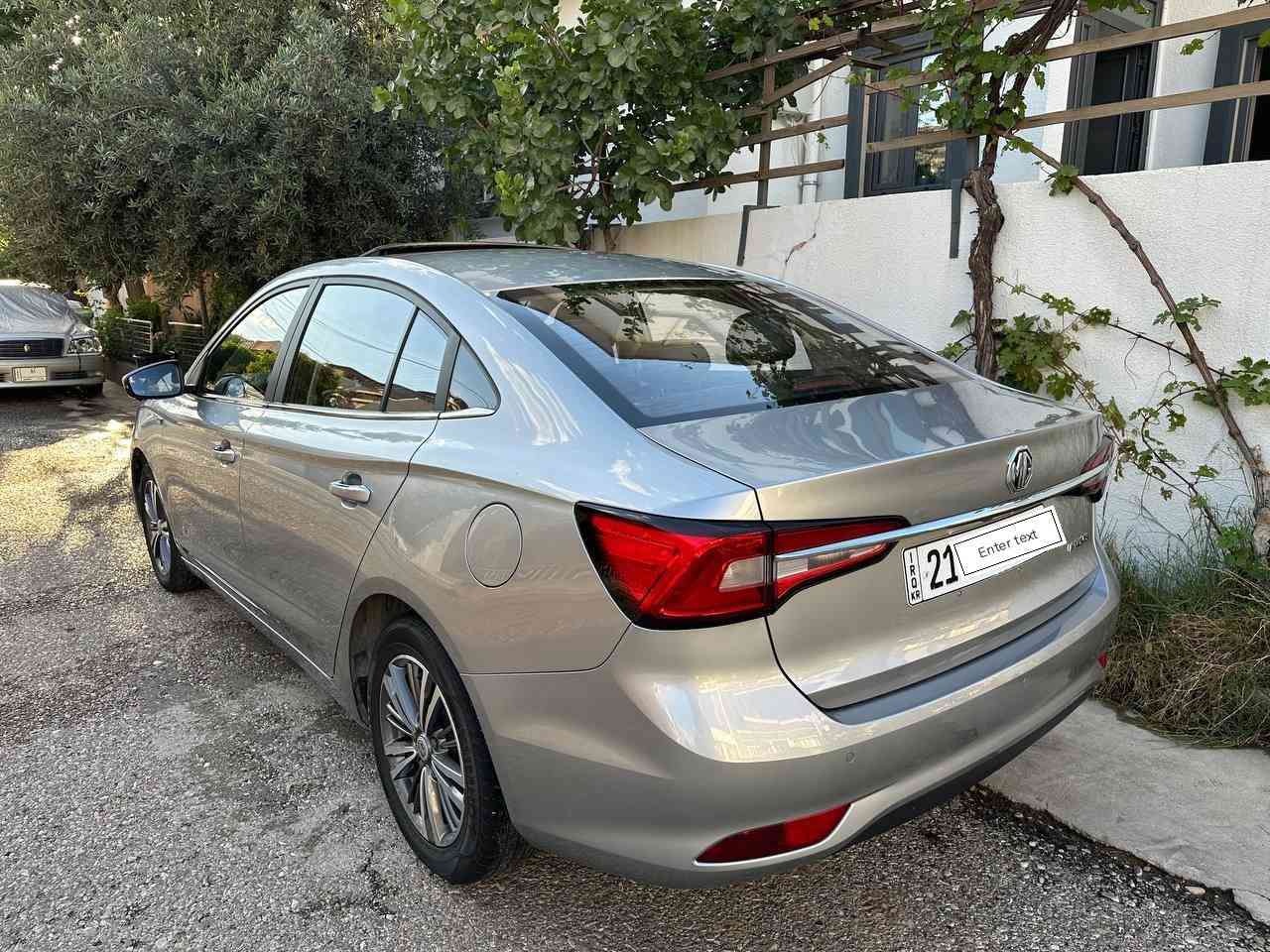 سەرەتا بە ناوی خوای گەورە
Mg 5 luxury 2024

فول فول مواسەفات 
شاشە
بەسمە
کوشن هیتەر
چوار کامیرە
کوشن جڵد
کوشن کارەبا
حاسە 
ئۆتۆ هۆڵد
برێگ بەسمە
ئاوێنە شەفت و کارەبا
لیدی دواوە و پێشەوە
ویل کڕۆم بیلاد

زۆر مواسەفاتی تر

بێ بۆیاخ بێ سارد بێ چاڵ تەنها یەک قۆپی بچوکی هەیە بە دەرگای پێشەوەی لای سەکن دوو پەنجە ئەبێت

سەیارەکە تەنها ۹ هەزار ڕۆشتوە وەک سفر وایە 

سعری ۱۱٥ گەڵاو معامەلەیەکی برایانە 
تکایە ئەگەر سعری بازار نازانی لە خۆتەوە سعر مەڵێ لەگەڵ ڕێزم ...

   ‌                                     ***********
