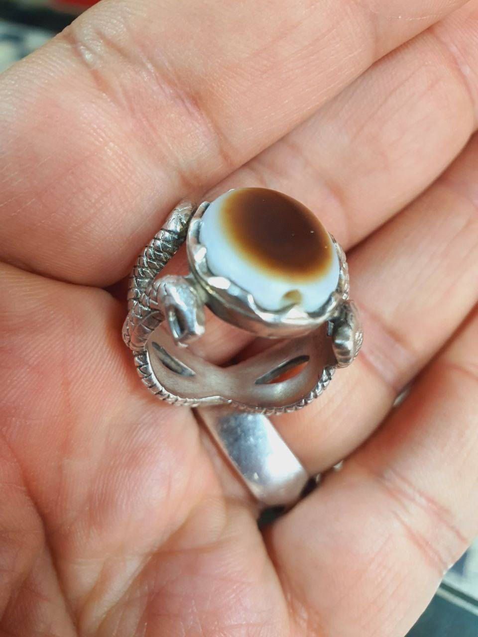 لعيون الغوالي
جزعة بقرية يماني 
صياغة يدويه ثقيله 
تواصل خاص وتدلل


**إذا كنت صاحب هذا الإعلان وتريد حذفه لأي سبب، رجاءا أرسل رسالة إلى الدعم الفني**