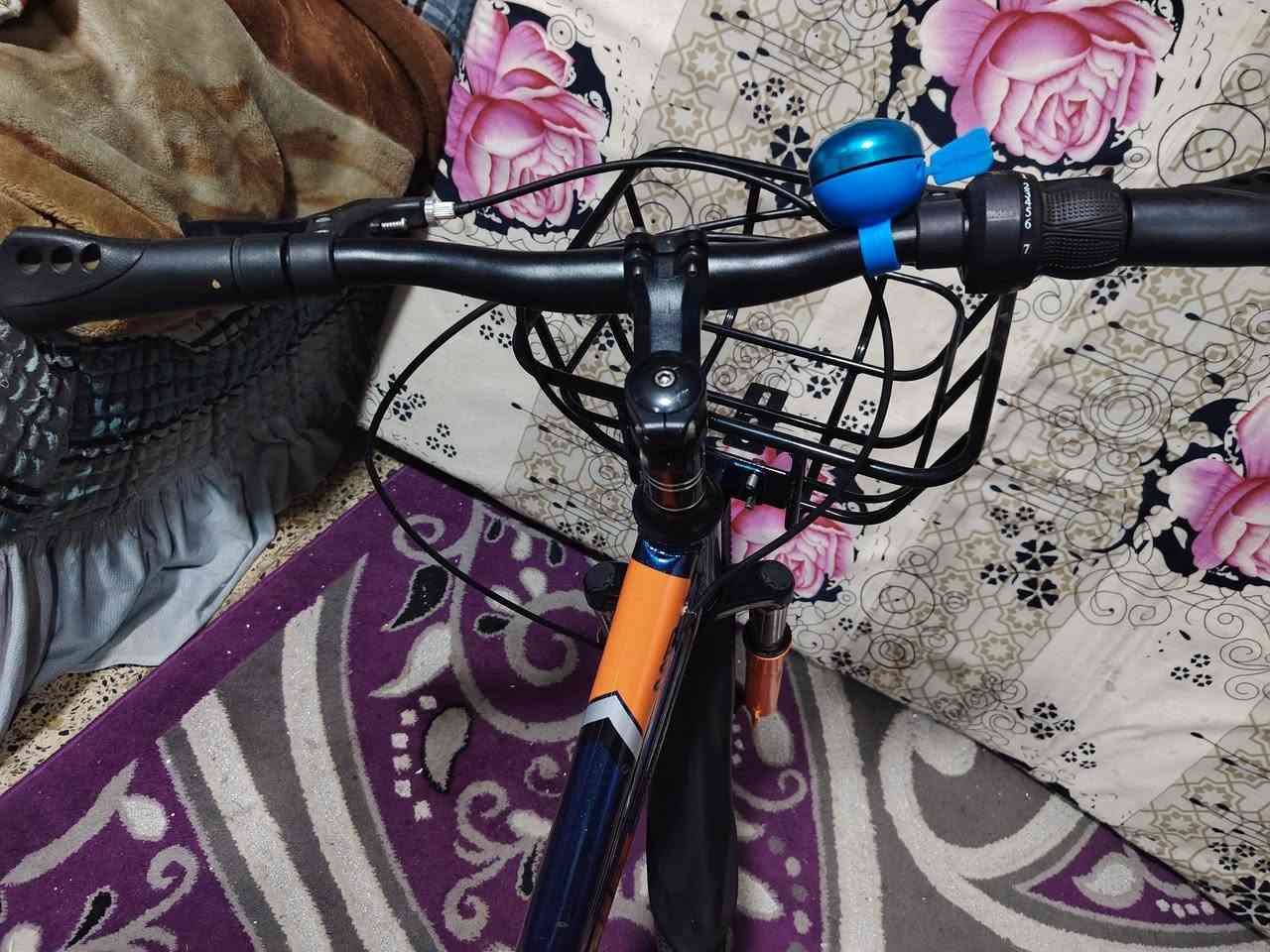 السلام عليكم حجم ٢٠ ٦نمر دبل امامي جبلي جديد سعر١٥٠ بغداد ***********
