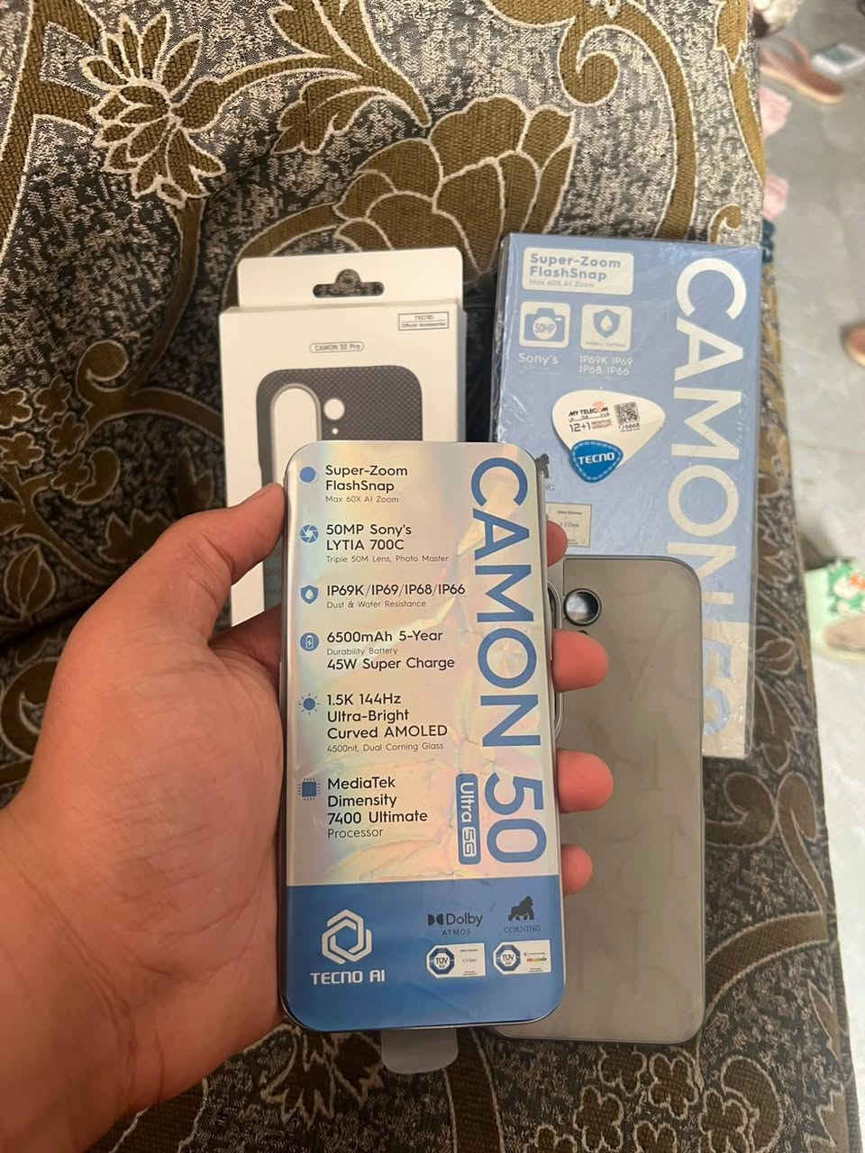 Tecno  camon 50 ultra 5g 
جهاز غني عن التعريف واني مشتري جديد قبل ١٠ ايام ب٦٠٠ شوف الوصل الجهاز كلش جديد ذاكرة ٢٥٦ مع ١٦ داخلية كامرته من سوني احسن كامره بفئته السعريه دا ابيعه لان محتاج الله شاهد بوبجي ١٢٠ فريم (سلاسه فائقة) شاشته ١٤٤ هرتز  بي ضمان سنتين  السعر  570        للاستفسار ***********

