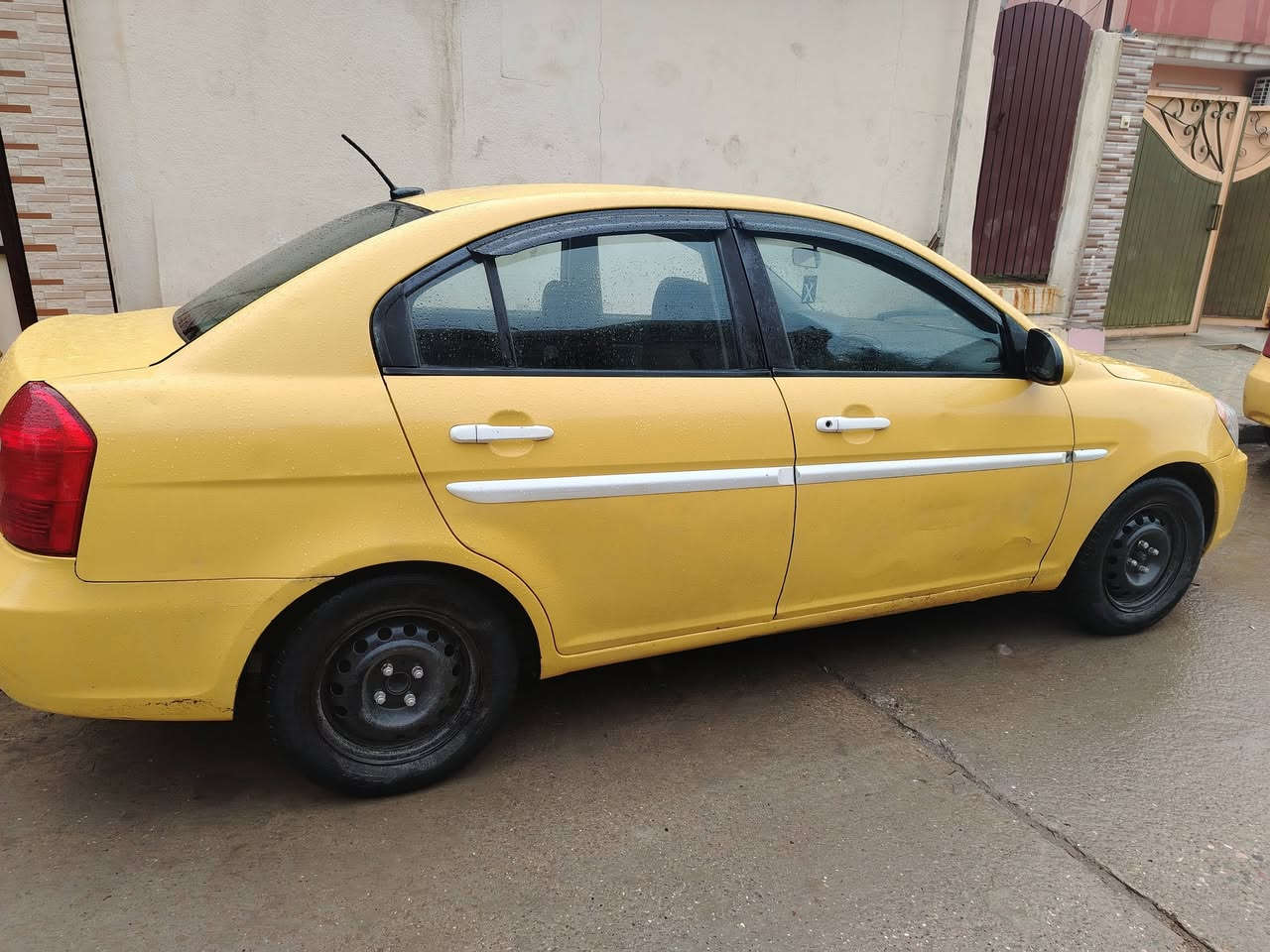 السلام عليكم
 أكسنت دبدوب 2008 امريكي 
گير اوتوماتيك سيارة بأسمنا تحويل جديد رقم مسطرة
مصفرة هيئة وغرامات 
سنوية انتهاء صلاحيتها الى 2031
شرط التحويل
ضرر: مبدل بنيد فقط بدون دواخل شرط طخم جديد تايرات جدد محرك مكفول شرط گير غير مكفول 
السعر: (85)بيها مجال شي بسيط
باقي التفاصيل  : ***********/ 
                        ***********

الموقع :  الموصل  حي الميثاق
