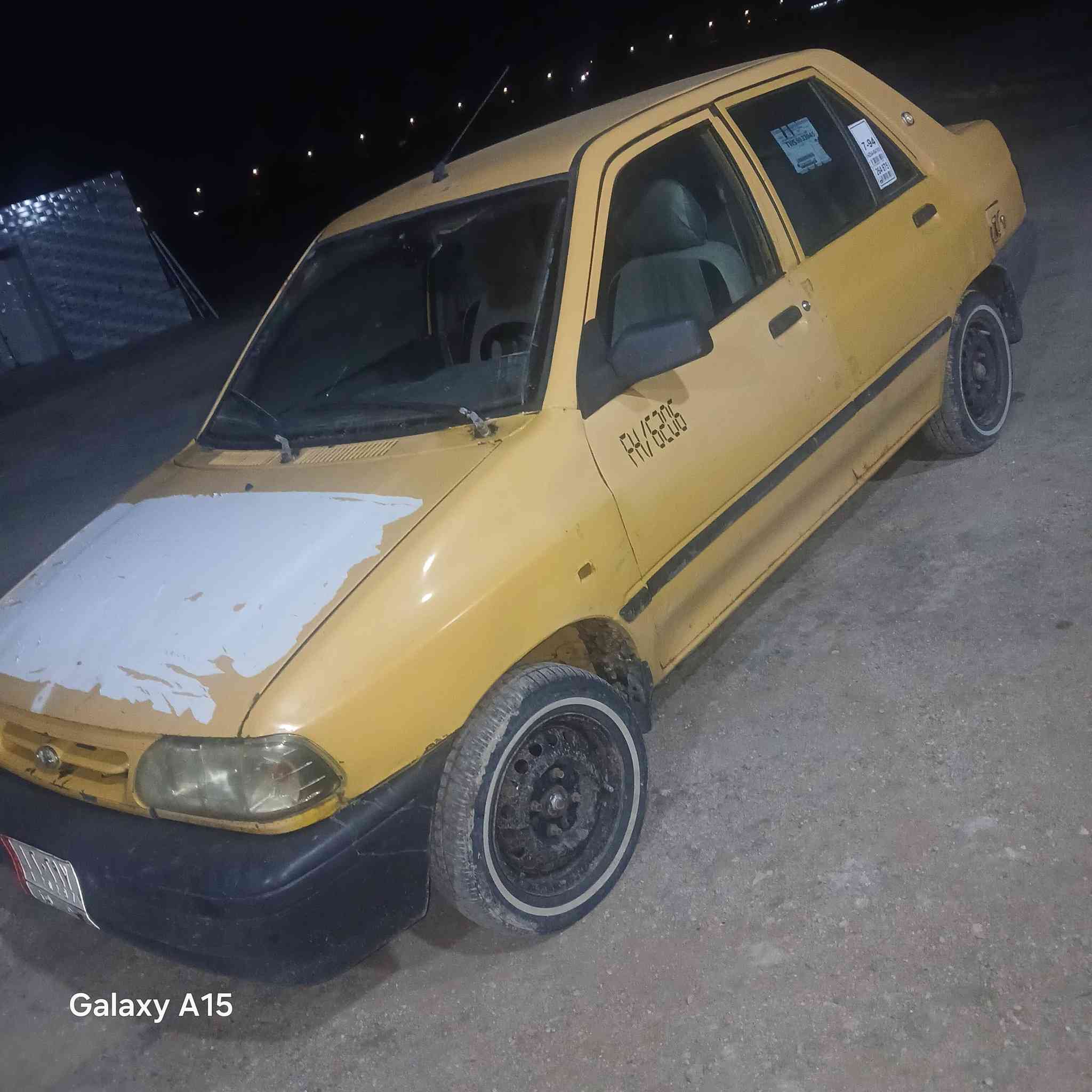 السلام عليكم
سايبه ١٧ مكفوله من كل شي شغل واطلع 
السعر ٣٧ وبيه مجال سياره باسمي 
وهذا رقمي ***********
