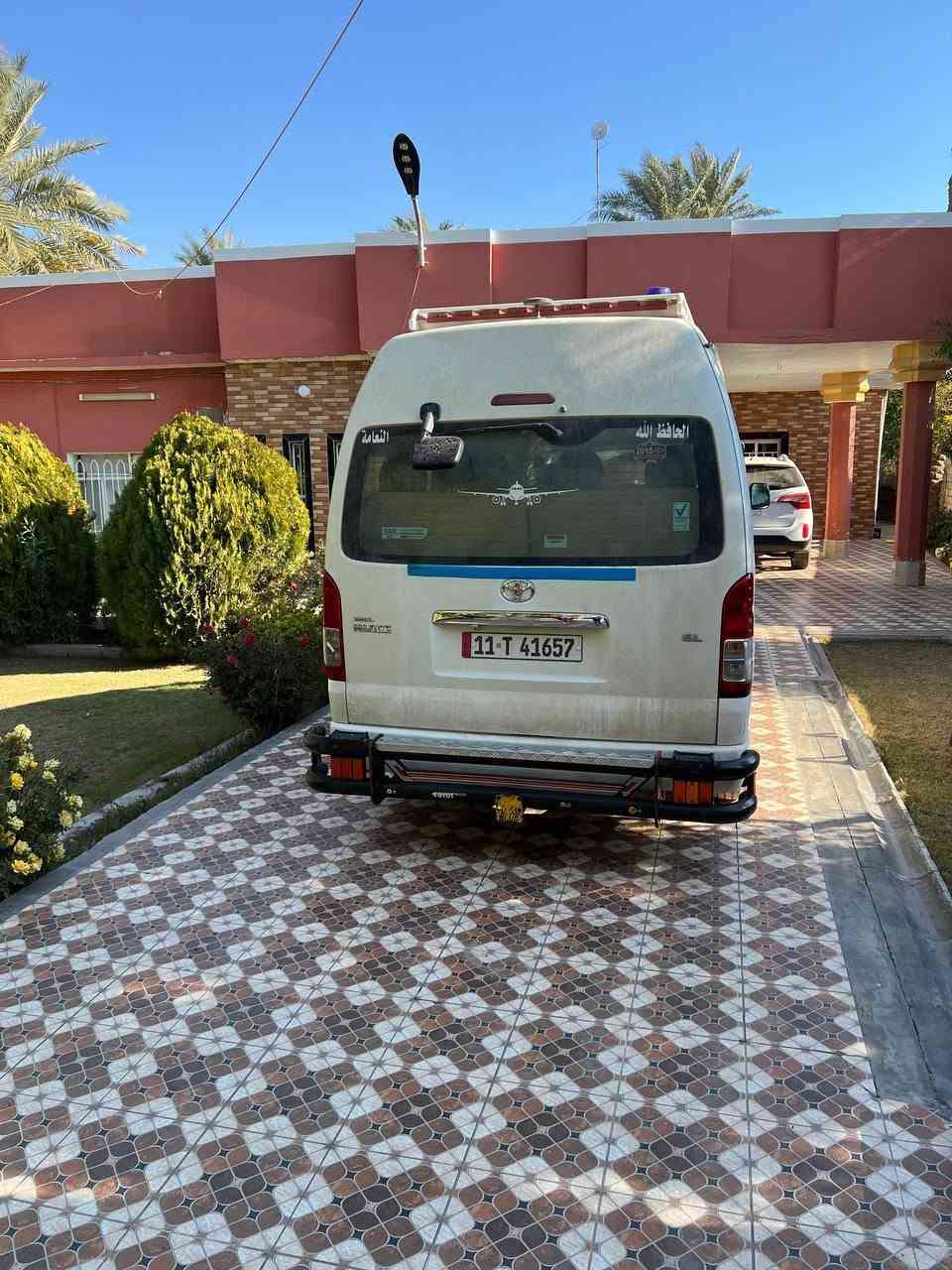 السلام عليكم هايسا ٢٠١٥ بيها بالصفحه الطويله على كد شبر تقريبا صبغ بس مابيها طخه بس صبغ والباقي مكفوله مكينه جديده بمعنى الكلمه الاستفسار ***********
