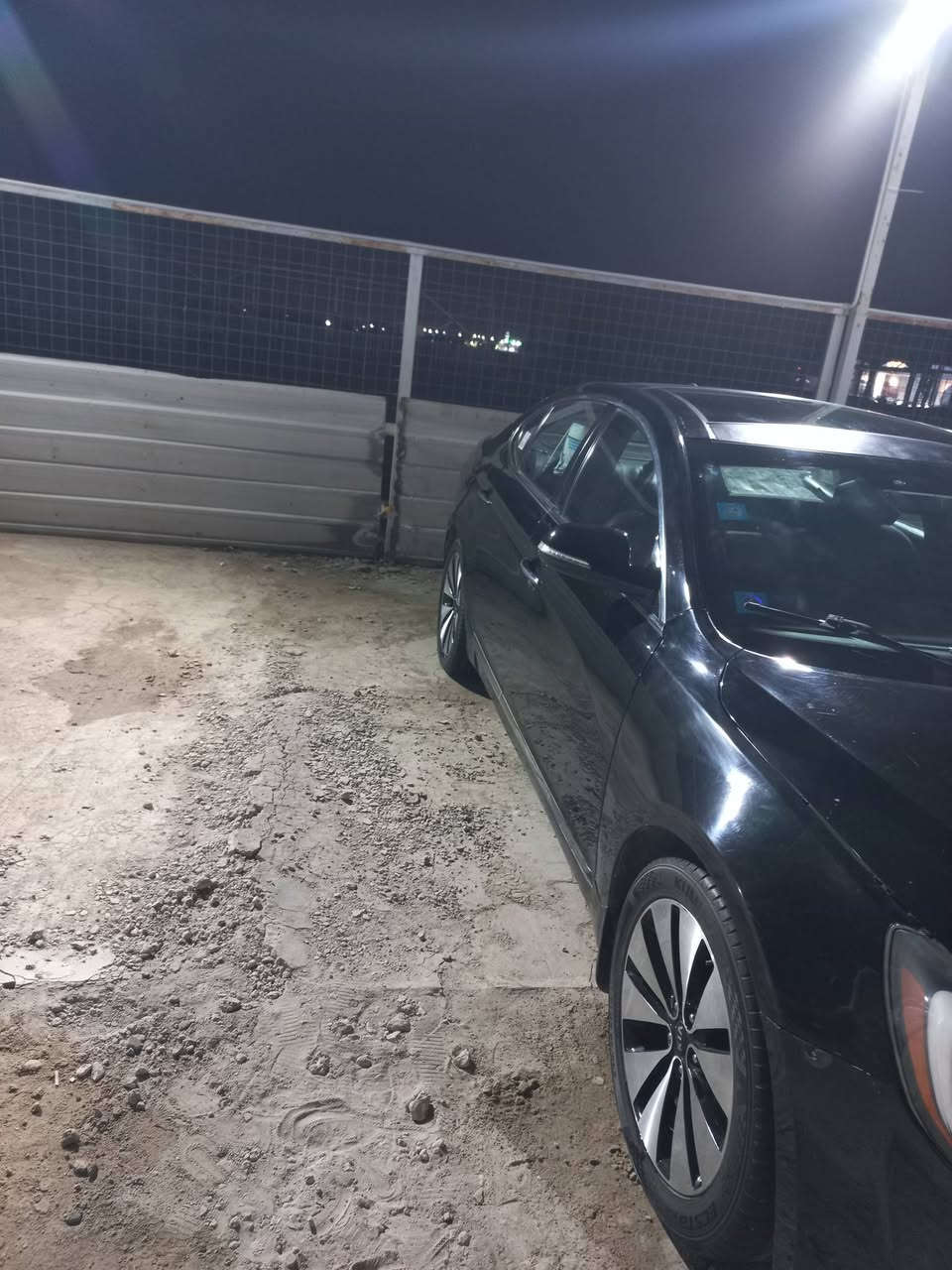 كادنزا
موديل ٢٠١٢ 

سيارة فول 

بصمه 

بانوراما 

كشنات جلد كهربائي 

6 سلندر 

رقم بغداد انكليزي 

جاهزه تراي للبصرة 

  بيع او مراوس فقط بالرقم الشمالي 

للتواصل 

***********
