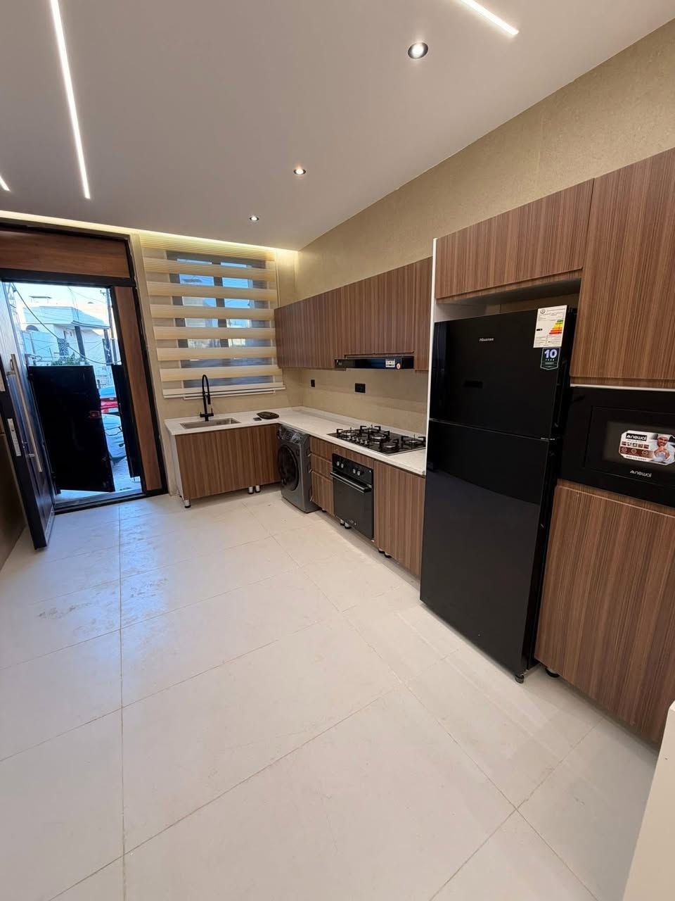 يوجد لدينا شقق مؤثثة للإيجار في جميع مناطق المنصور، مناسبة للعوائل والموظفين، أثاث VIP وخدمات مميزة.
للحجز والاستفسار: *********** 📞
