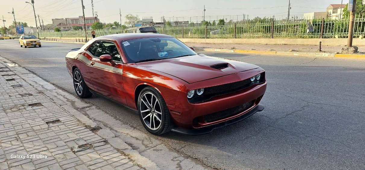 سلام عليكم ورحمه الله 
جالنجر ارتي RT 2023 باسمي دخول جديد
مكينة 5700 v8
للبيع بيها ٣ قطع بدون دواخل 
داخل كنتاره 
كشن حضن 
خزن مموري 
سستم صوت 
السعر 160$ وبيها مجال بسيط 
‭0771 101 0761‬ ‎
وتساب متوفر ايضا واتصال
مكاني بغداد
