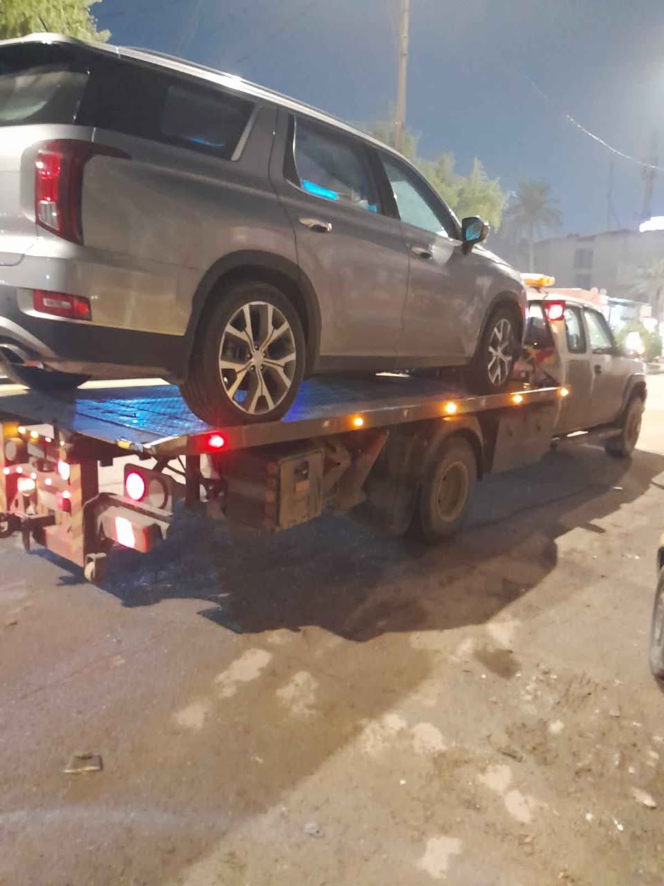 #كرين_سطحي_بغداد
لنقل جميع انواع السيارات داخل وخارج بغداد والمحافظات
《على مدار 24 ساعة 》
نقدملكم خدمة باانسب الاسعار
للتواصل على الرقم 
***********...
*********** ... بغداد, العراق
