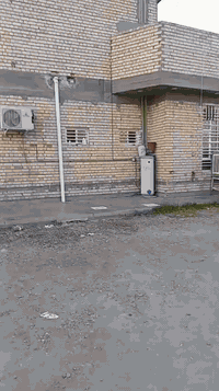 سلام عليكم دونم للبيع بي بناء 3ابيوت
في التاجي ام العظام 
السعر 700مليون 
الاستفسار اتصال برقم 
***********
***********
