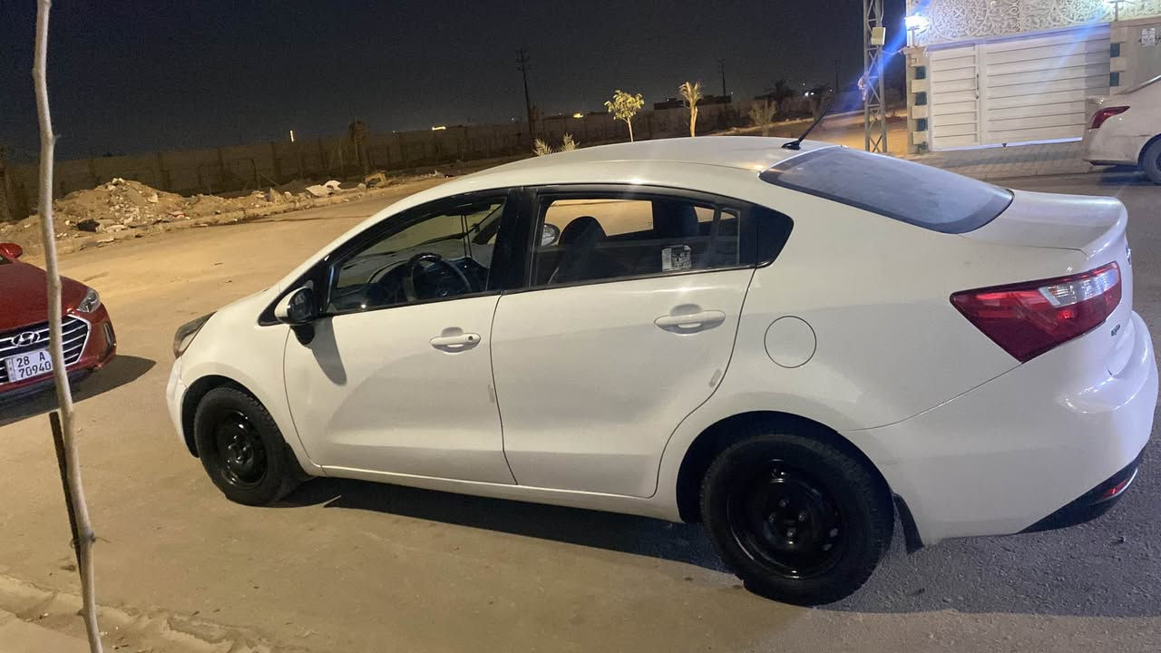 سلام عليكم كيه ريو جاهزه كير محرك تبريد عايزه شويه حداديه 
ضرر السياره قتعتين 
جاملغ خلفي شوي لايح لباب صبغ فقط
جاملغ امامي صوب لصدر صبغ فقط 
بدون داخل 
مكان سياره النجف
سياره فول عميه 
شاشه جديده 
تحكم ستيرن
مري شفط
ECO اصراف بانزين
لتواصل ***********
النجف الأشرف النجف, العراق
