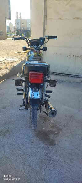 للبيع سافين ٢٠٢١ منفيس اصلي ماكينة نحلة كلشي بيها جديد يحتاج بس غطا مال جنزير وبعدها ماتريد ربع دينار للبيع ٣٦٠ وبي مجال بسيط ***********
