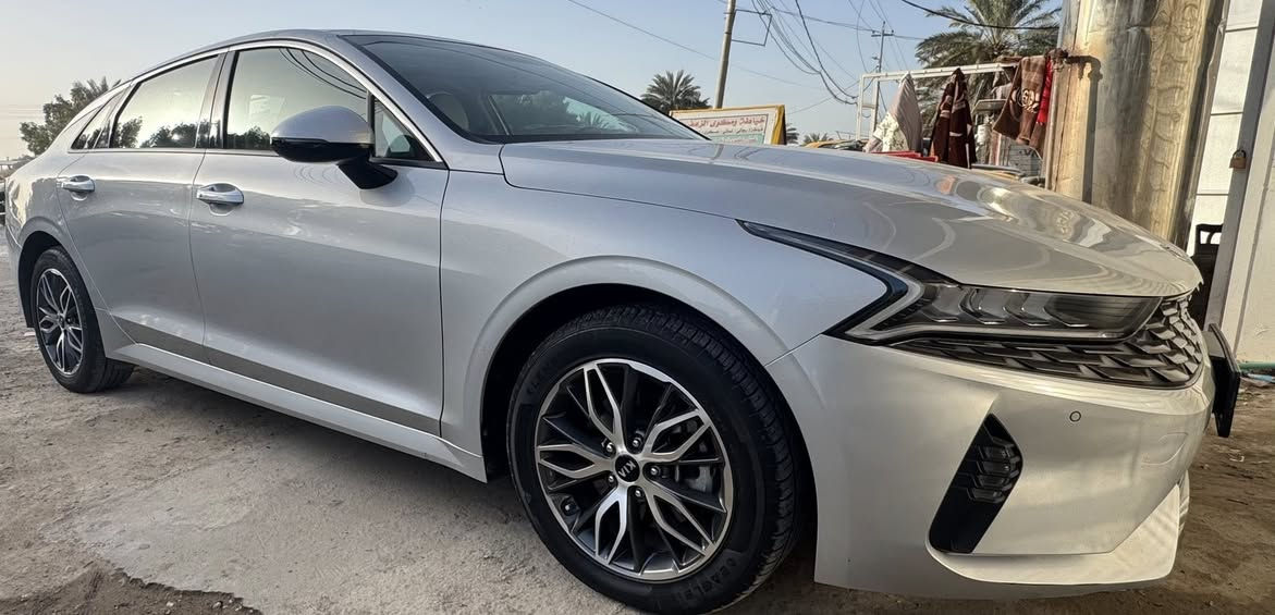 كي فايف ٢٠٢١ خليجي للبيع ضرر طخة بسيطة جداً موضحة بالصور  للتواصل ‭٠٧٨٢ ٢٢٠ ٠٩٠٢‬
