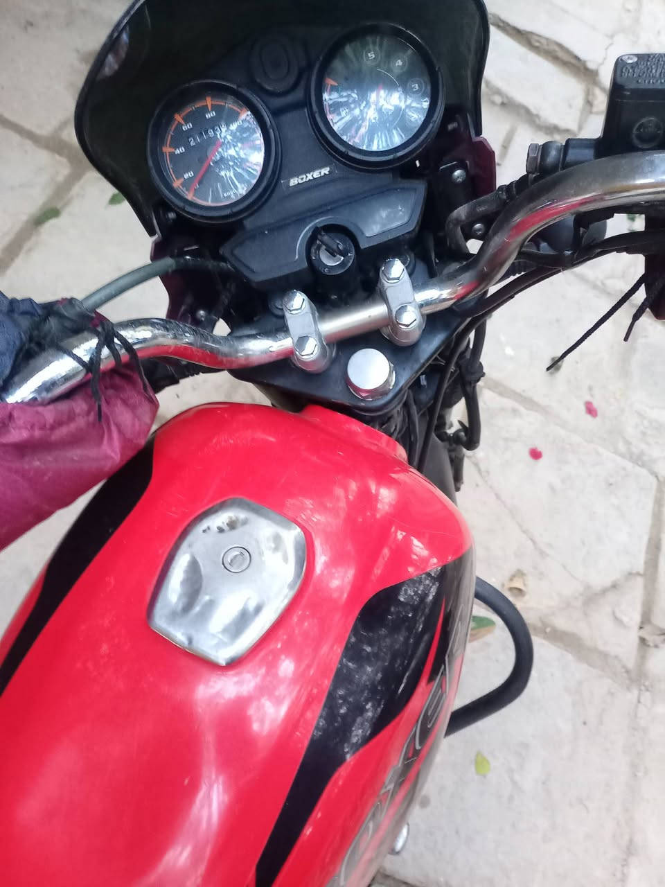 بوكسر مديل 2022 اوراق اصولي كاملة محرك مفتوح مره وحده تجفيت شركه اصلي عنواني كربلاء ***********
