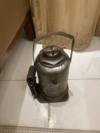 عندي هذا الجك 50 طن للبيع شغال مآبي شي مكاني الاعظميه  اتصل على هذا ال...