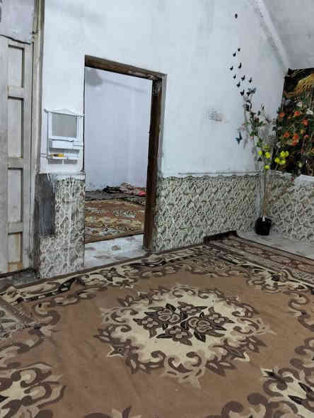 بيت لبيع مساحة 100 غرفتين صاله مطبخ صحيات سعر 45 سديناويه قرب مركز الشرطه سديناويه سعر 45 ،***********
