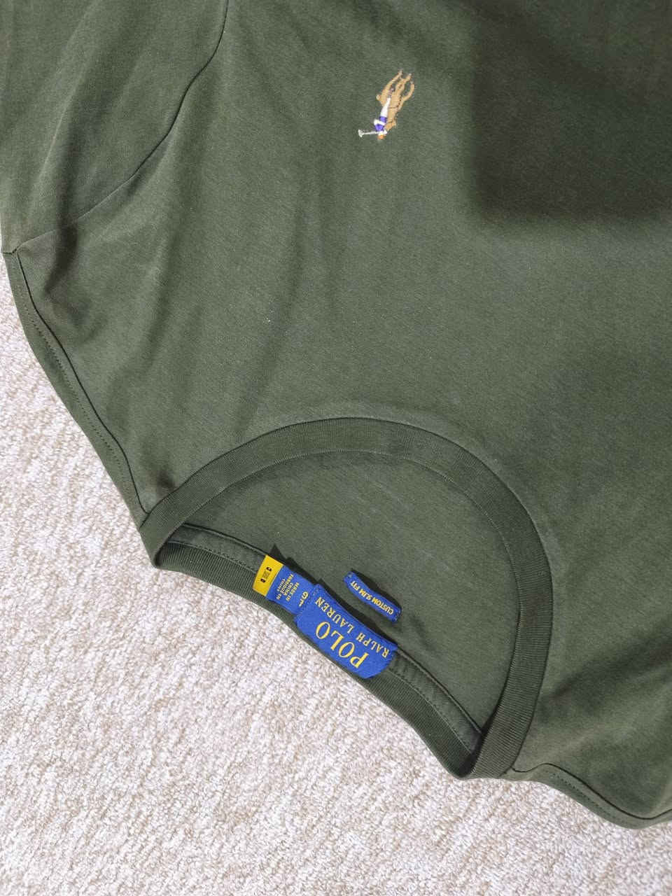 بولو قياس ميديم تحفة


**إذا كنت صاحب هذا الإعلان وتريد حذفه لأي سبب، رجاءا أرسل رسالة إلى الدعم الفني**