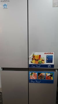 ثلاجه • جديده • استعمال أقل شهر