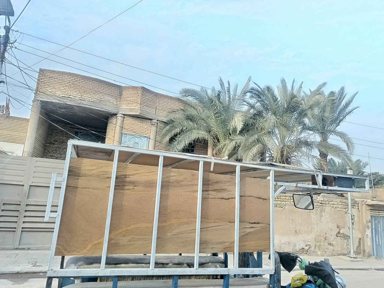 سلام عليكم شباب محجر لبيع 80الف مامتواجد ع فيس ***********
