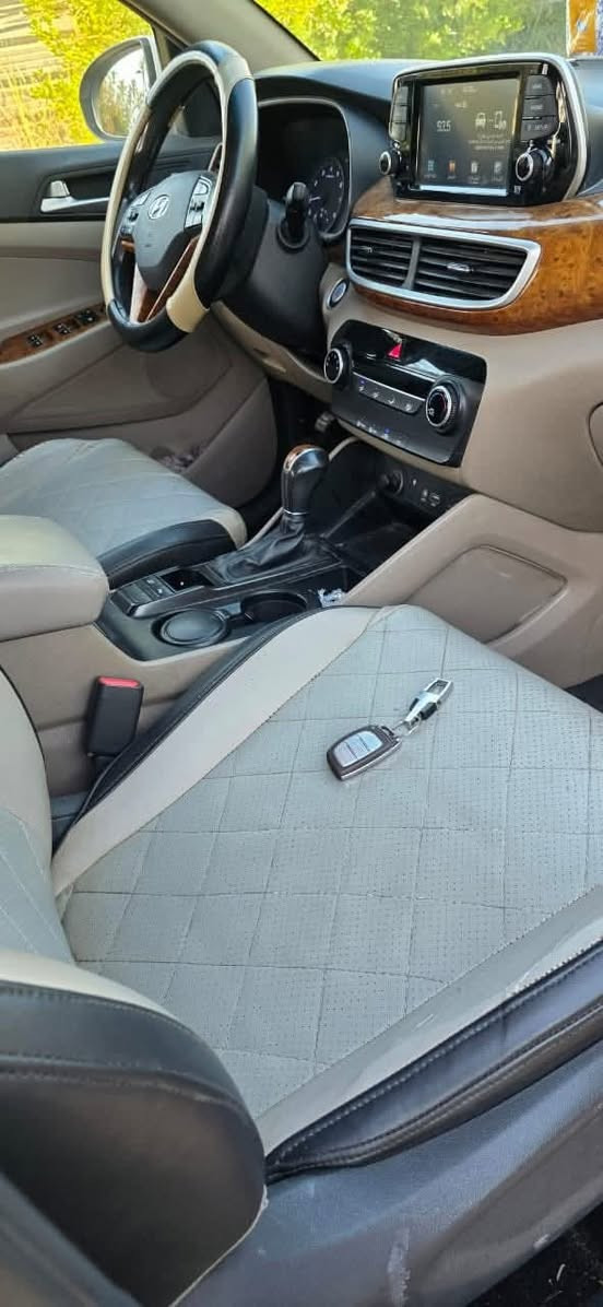 السلام عليكم ورحمة الله 
توسان موديل 2020 خليجي شركة الگاصد كفالة عامة عدا بارد اصبعين باب السايق ماشية 102 باقي المواصفات معروفة للجميع مكاني نجف سعر 205


**إذا كنت صاحب هذا الإعلان وتريد حذفه لأي سبب، رجاءا أرسل رسالة إلى الدعم الفني**