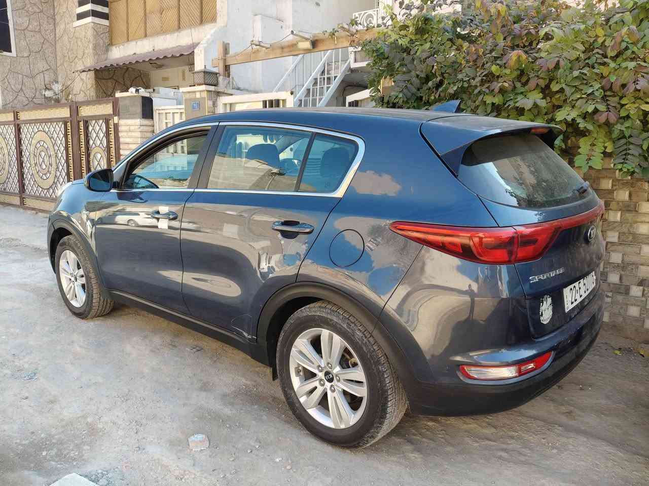 سبورتج 2017 أمريكي كلين بدون حادث مكفولة كفالة عامة  ع وضع الشركة ماشية 64
مكينة كير صدر كهربائيات ع وضع الشركة تخم تاير جديد رقم اربيل نكليزي مكاني بغداد الغدير ساحة ميسلون سعره 160 بيه مجال بسيط ***********
