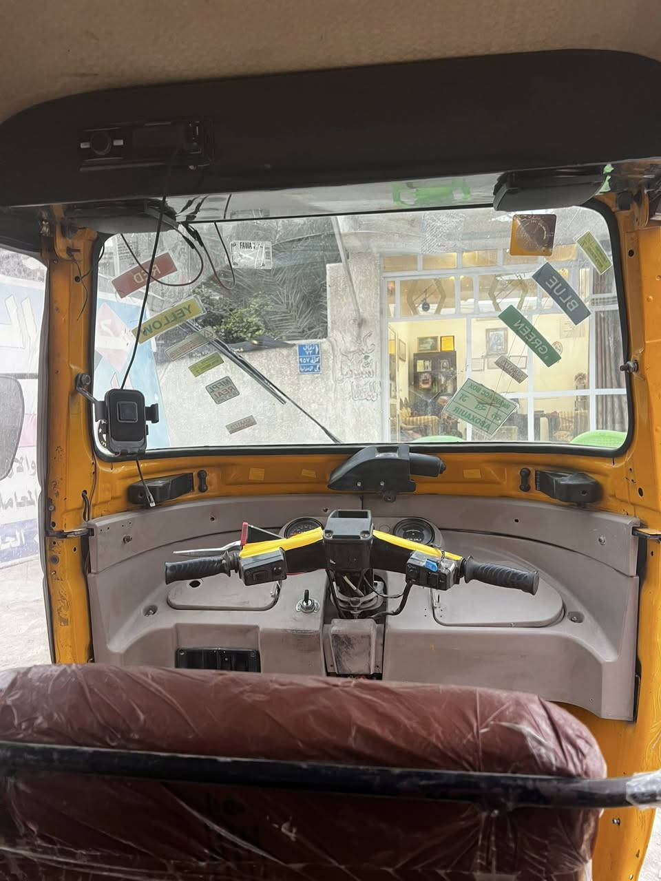 تكتك
موديل 19 داخلة بال20
تكتك حلوة مال عيشة 
مابيها قطرت صبغ فقط الدواسات معمرة 
ما بيها خياسات مكينة تخبل ناعمة لا تنقيص لا تبخير 
كهربائيات كلها شغالة 
مرقم تحويل ثاني يوم
مكاني بغداد الزعفرانية 
 0788 296 9091
