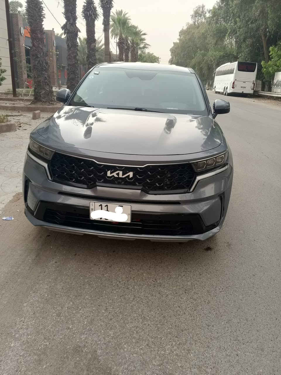 كيا سورنتو رقم بغداد دولي سنوية هزة جديدة موديل ٢٠٢٣ ماشية ب٥٠ الف حادث حافة البنيد خشم الجاملغ كل السيارة ليبل واحد بدون تبديل أي قطعة محرك ٤ سلندر حجم ٢٥٠٠  السعر ٢١٠ وبيها مجال بسيط اسف مااجاوب على اي تعليق بخصوص السعر اجاوب اتصال فقط  رقم الموبايل ***********
