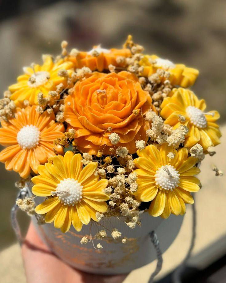 لأن أمي هي النور اللي بوسط البيت.. 🕯️✨
سوينا قطع فنية تشبه قلبها. شمعاتنا العطرية لعيد الأم مو مجرد شمعة، هي 'باقة ورد دائمة' تملي غرفتها بريحة الحنان والهدوء.
دللي ست الحبايب بهدية تليق بمقامها.. شمعة 'أمي: زهرة عمري وحلو السنين'.
العدد محدود جداً للحجز.. سارعي قبل نفاذ الكمية!" 🌸💖
#أرفعو_المنشور
#أدمن_وافق


**إذا كنت صاحب هذا الإعلان وتريد حذفه لأي سبب، رجاءا أرسل رسالة إلى الدعم الفني**