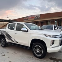 ميتسوبيشي ل٢٠٠ • موديل ٢٠٢٣ • ٥٢٠٠٠ كم