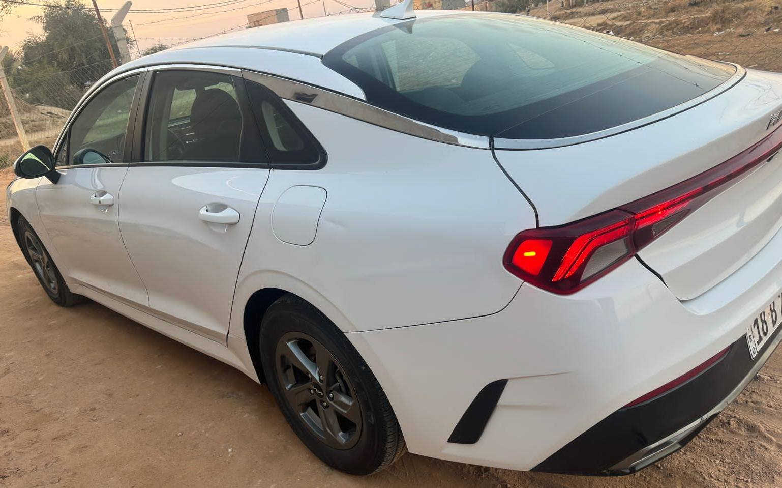 سلام عليكم كي فايف امريكي 2023 رقم بابل معوقين 
ماشيه 25 الف محرك 1600 تيربو
مكفوله من الضربة السعر 170 بيع او مراوس بجارجر مكاني ديوانية (غماس) اللاستفسار ***********
