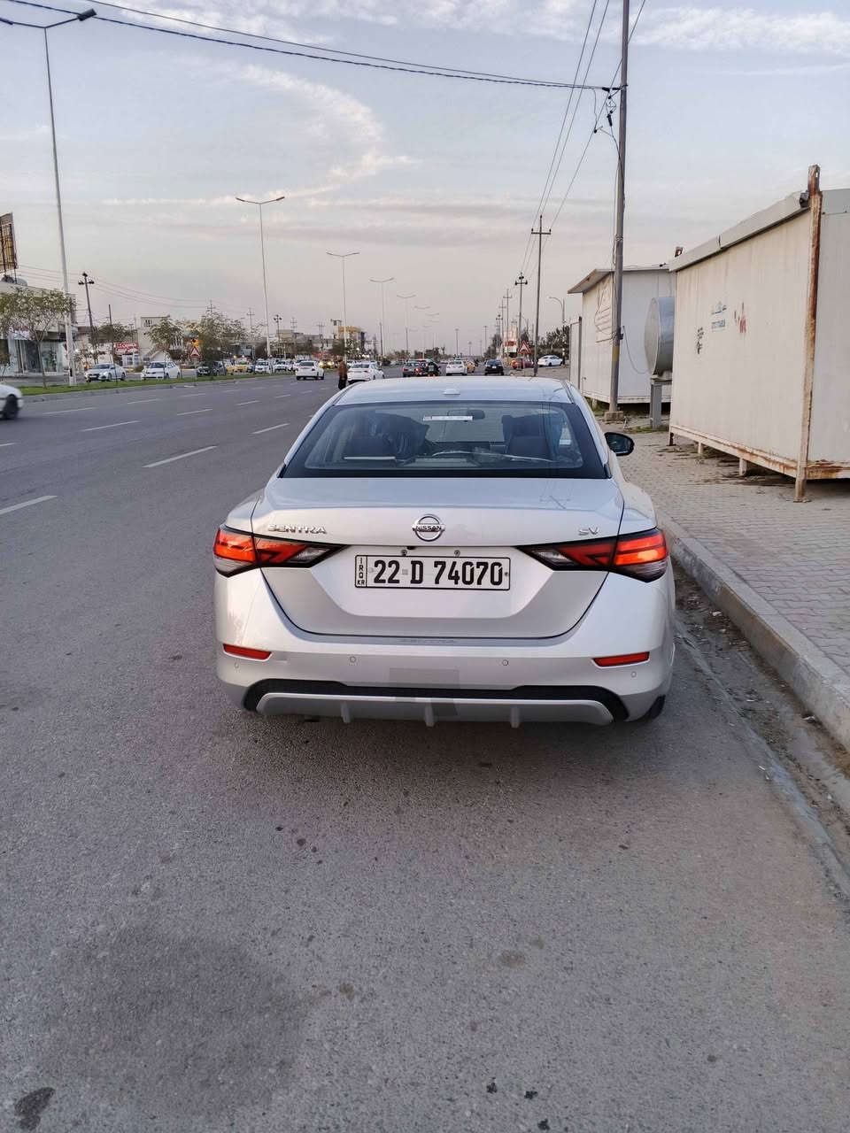 نيسان سانترا مواصفات SV بس مو سليت لون سلفر بين بابين سكن صبخ بجم خلفي كبس رادار بصمه خط شارع رقم سنويه شنكه جديد بسمي كير محرك مامفتوح شرط موديل)(2020)(***********)(***********)كركوك ازادي كركوك, العراق
