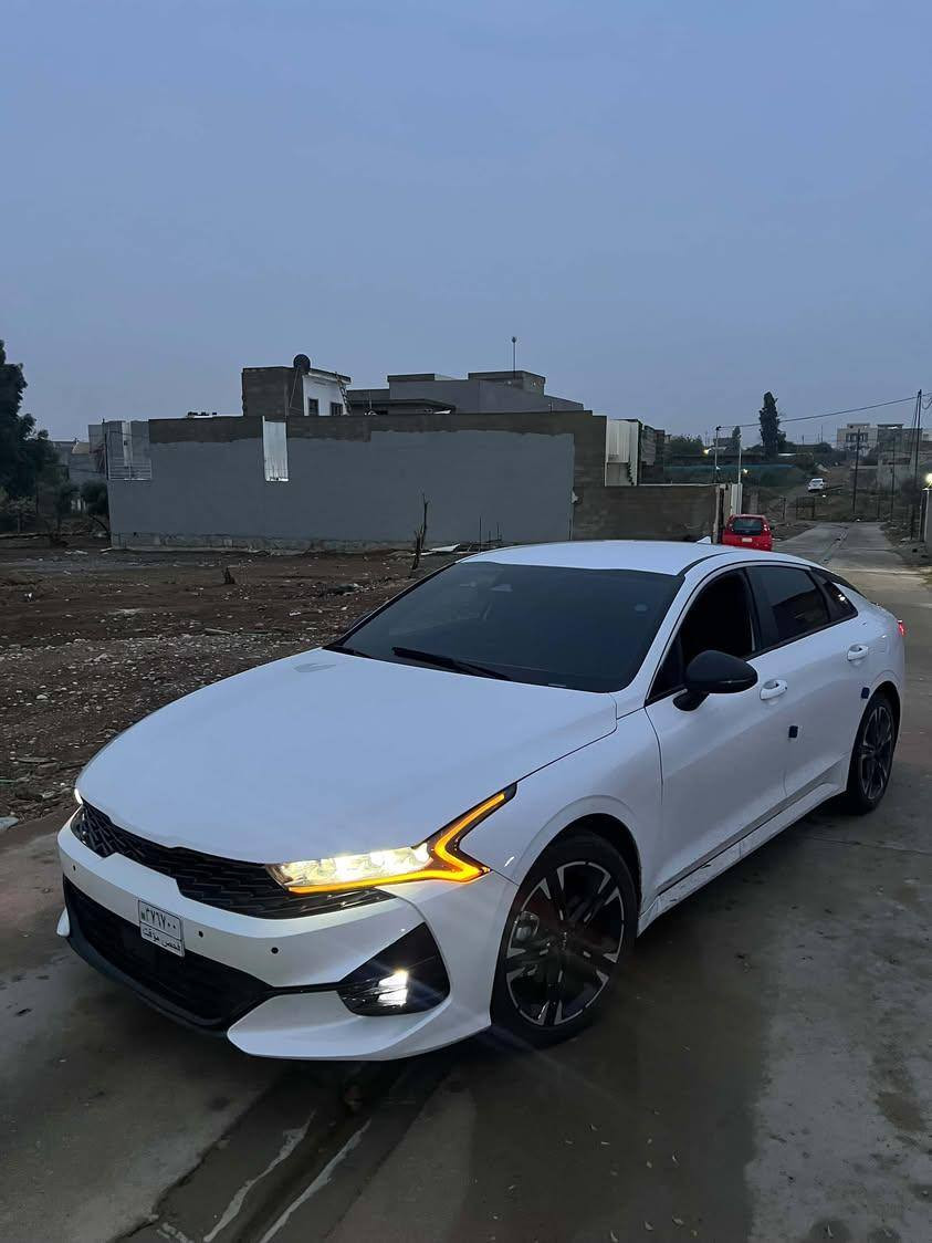 سلام عليكم Kia k5 2024 gt line 
السياره ماشيه 10 الف ميل 
ضرر السياره ربع بوند والجاملغات الاماميه بارد 
السياره فحص موقت المنفيست باسمي 
مواصفات السياره فول عدا الفتحه
سعر 180 بيها مجال بسيط 
للتواصل ***********
