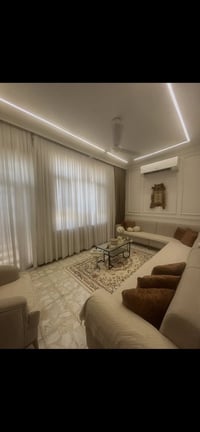 بيت بالبلديات الضباط  مساحة ٨١  نوع السند طابو زراعي سند ٢٥  طابقين يح...