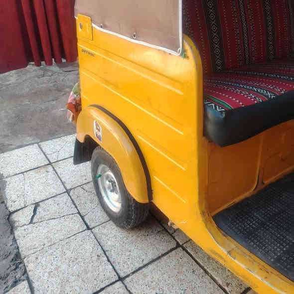 سلام عليكم تكتك البيع موديل ١٩ رقم وسنويه مكاني الحسينيه مال راشديه سعره ٥٩٠٠ وبيهه مجال ***********
