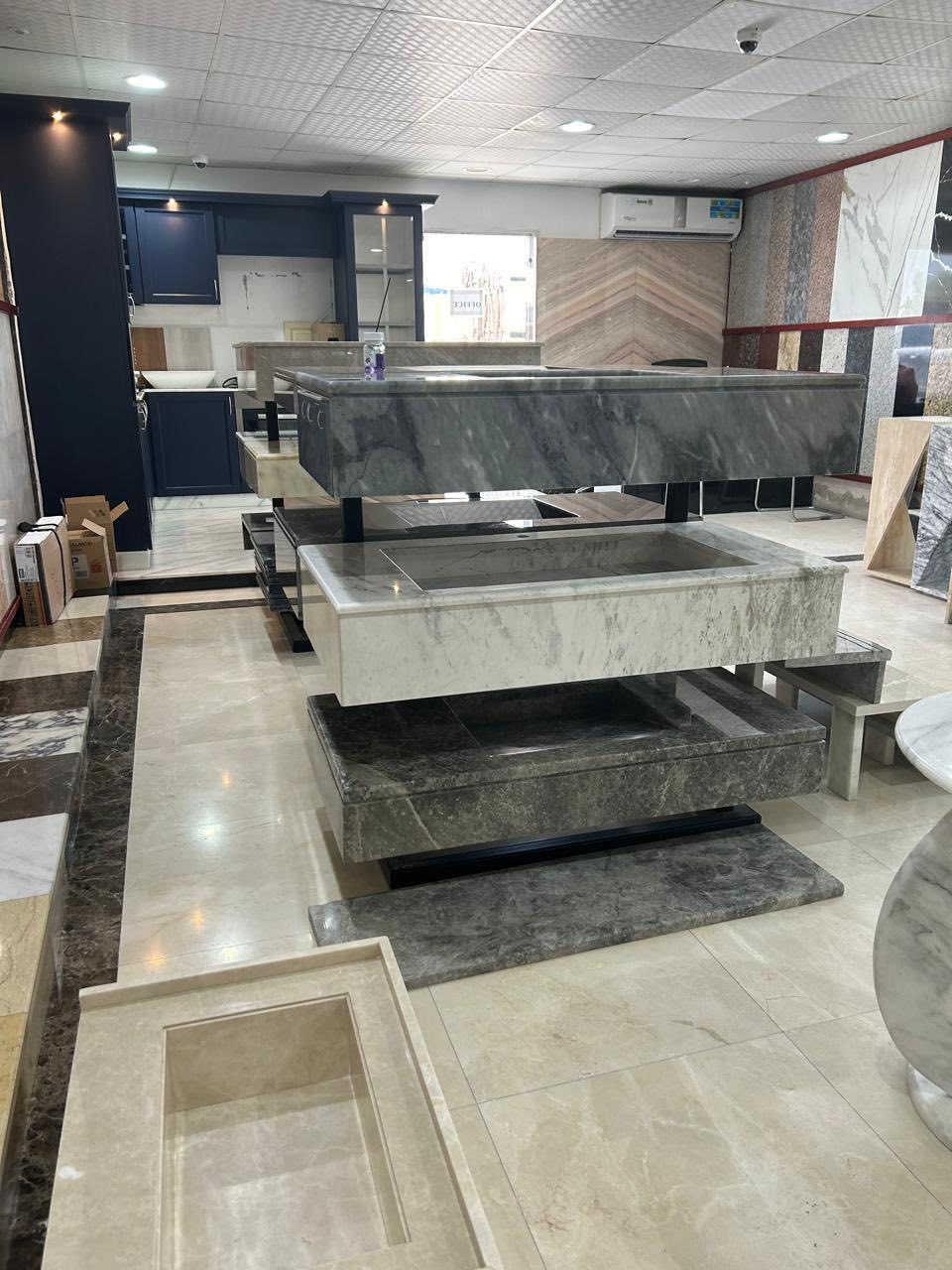 جمهورنا العزيز نود اعلامكم بوصول أنواع جديده من الرخام بكافة القياسات والأنواع مع وجود خدمة تفصيل جميع الأدراج والمغاسل والكونترات والطاولات وغيرها الكثير وبأحدث المكائن الليزرية والمناشير المتطوره 

العنوان الفلوجة شارع 60 قبل محطة ساسكو 

للتواصل *********** ميهمت التركي
