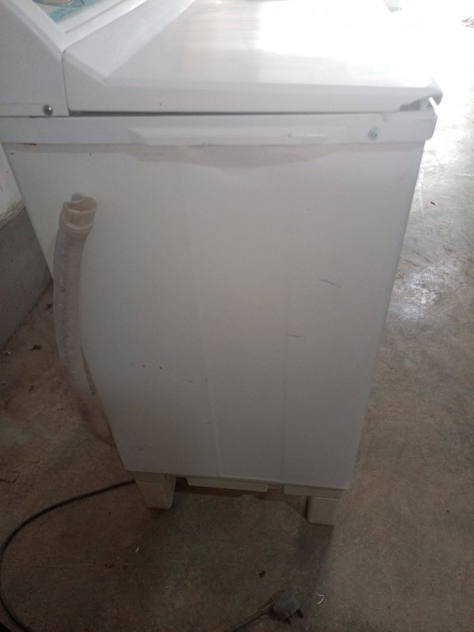 للبيع غسالة هيتاشي ياباني 
شرط الشغل والنظافة 
70الف بيها مجال للشراية 
***********واتس
***********فقط واتس
