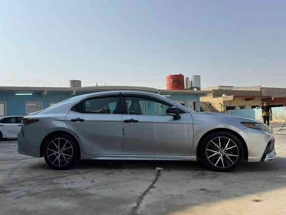 كامري 2023 se

ماشيه 80 الف 

حادثها جاملغ +باب +بونيد 

بدون دواخل شرط

كير ومحرك شرط انطيك

رقم جديد هزه جديد بشهر7

السعر 180$

الرقم ‭0751 860 9342‬ تل كيف
