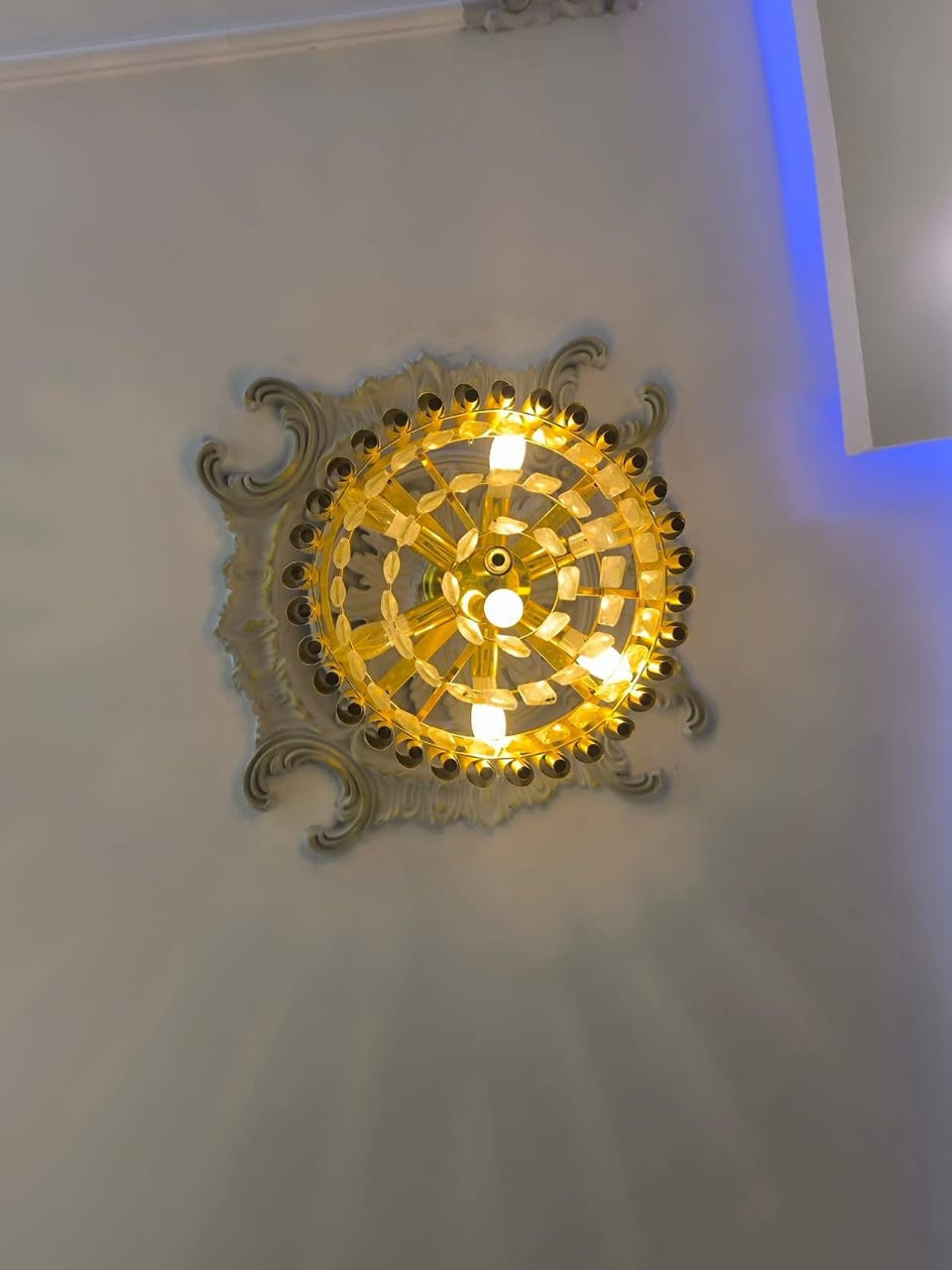 غراض كله جدد استخدام قليل كلمن سعره +***********
