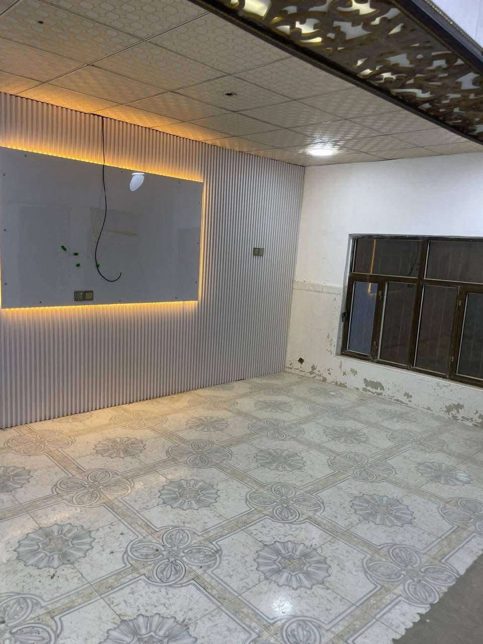 بيت للايجار طابقين
مساحه 200م جمعيات الرابعه
قريب شارع بغداد الطابق الارضي
استقبال وصاله وغرفتين ومطبخ وحمام داخلي وخارجي وكراج وحديقه
الطابق الاول حمام ثلاث غرف وصاله
الاجار مليون للتواصل ***********
