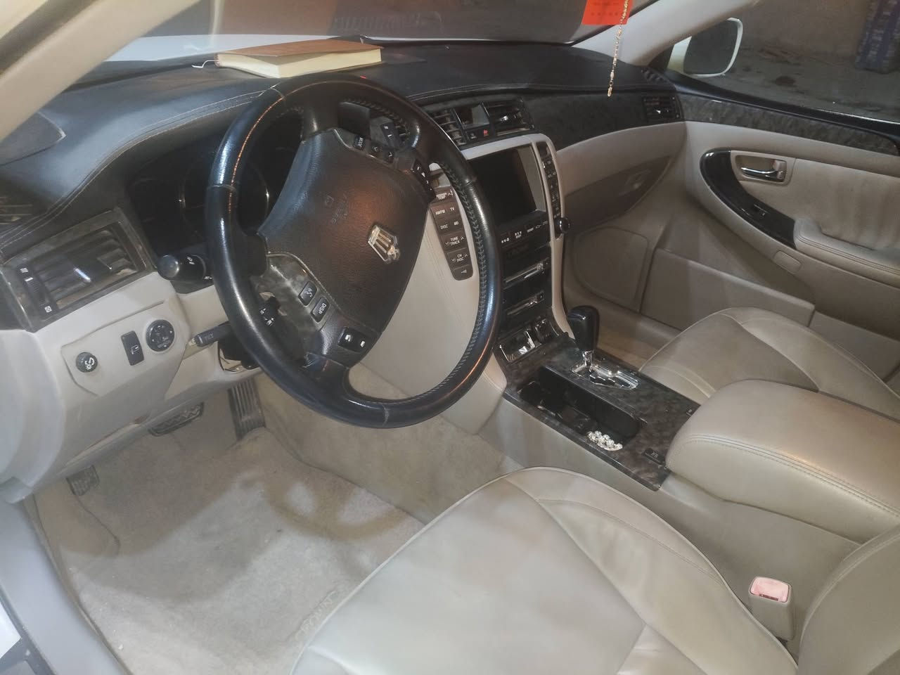 السلام عليكم للبيع شاهينه أدوات ادوات مديل 2007 كفاله دخول جديد متوئمه انكليزي وجاهزا من كلشي مكاني نجف سعر 73تواصل خاص او اتصل***********
